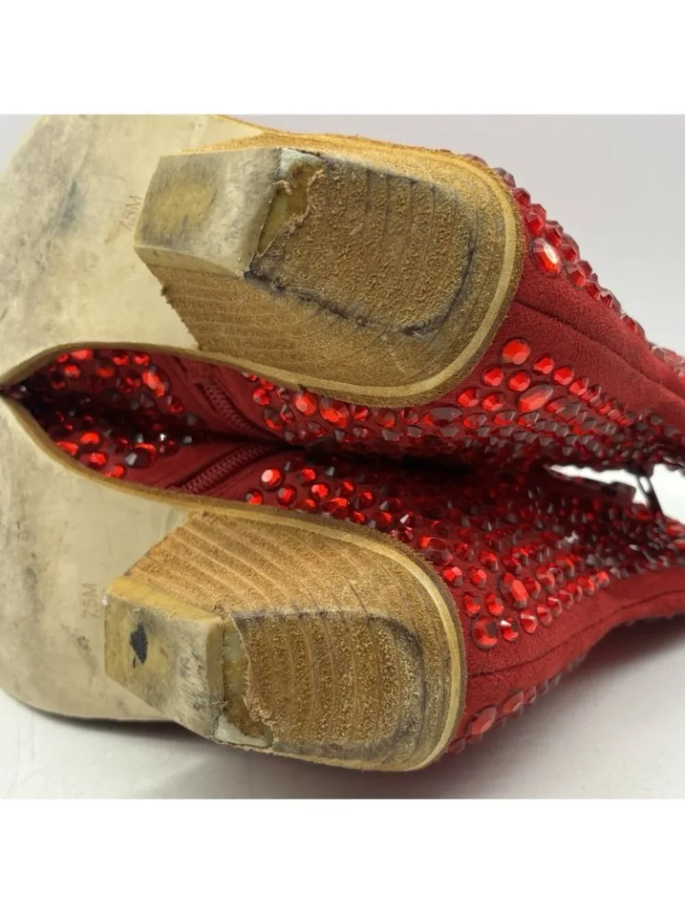 FREE PEOPLE x JEFFREY CAMPBELL Boots Women’s 7.5 M Heels Red Rhinestone Studded